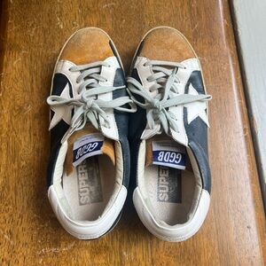Golden Goose Sneakers